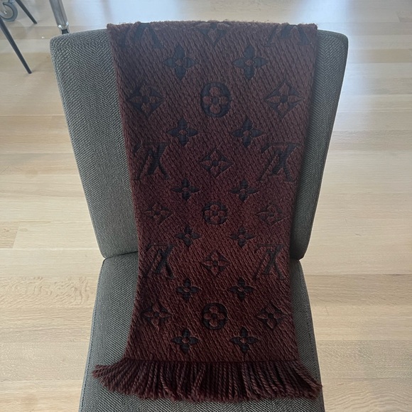 NEW LISTING Louis Vuitton Scarf 🖤🤎 - Picture 3 of 8